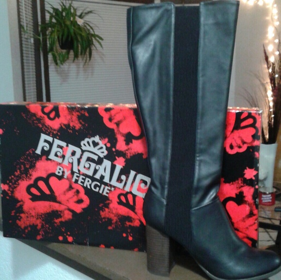 Fergie Fergalicious Black Boot - Brand NWB - Picture 4 of 6